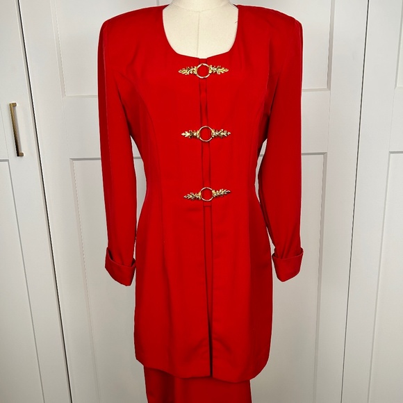 Vintage Red Dress with Gold Trim - Picture 6 of 10